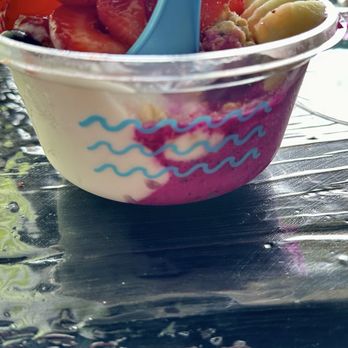 Playa Bowls - Açaí & coconut  base with bananas, granola, strawberries, blueberries, and honey - Juice Bars & Smoothies Near Me - Brockton, Massachusetts