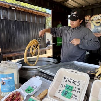 Churros El Tio Gelos - Fresh from the fryer! - Food Stands Near Me - Ensenada, BCN Churros El Tio Gelos - Fresh from the fryer! - Food Stands Near Me - Ensenada, BCN