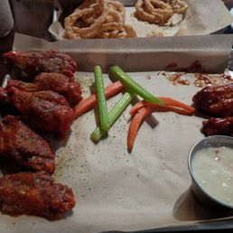 Honey BBQ on the right, Texas Heat with lemon pepper on the left. Honey BBQ on the right, Texas Heat with lemon pepper on the left.