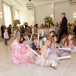 Izzy's Entertainment - Magician for Communion New Jersey