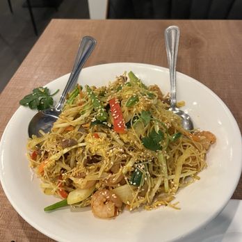606 - Singapore Noodles - Hong Kong Style Cafe Near Me - San Francisco, California 606 - Singapore Noodles - Hong Kong Style Cafe Near Me - San Francisco, California