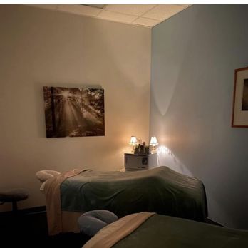 Serene Massage - Couples Massage Room - Massage Near Me - Chesapeake, Virginia Serene Massage - Couples Massage Room - Massage Near Me - Chesapeake, Virginia
