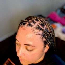 Medium knotless braids