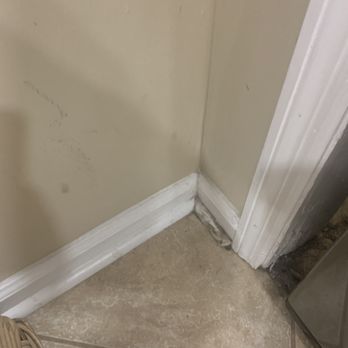 Atlanta Green Maids - Paid for baseboard cleaning - Home Cleaning Near Me - Atlanta, Georgia