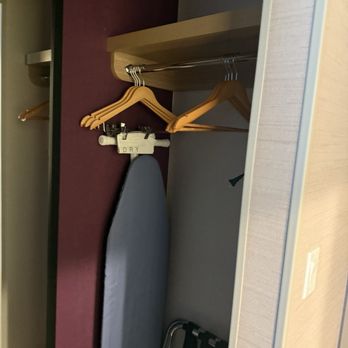 Hilton Garden Inn Walnut Creek - Mini walk in closet - Hotels Near Me - Walnut Creek, California Hilton Garden Inn Walnut Creek - Mini walk in closet - Hotels Near Me - Walnut Creek, California