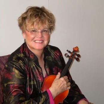Ann Dunn Violin Lessons - Ann Dunn with violin - Musical Instruments & Teachers Near Me Ann Dunn Violin Lessons - Ann Dunn with violin - Musical Instruments & Teachers Near Me