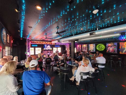 THE VIBE LIVE MUSIC VENUE by null