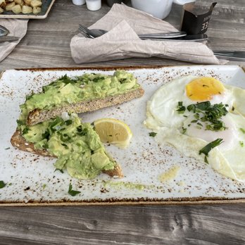 First Watch - Breakfast & Brunch Near Me - Dania Beach, Florida