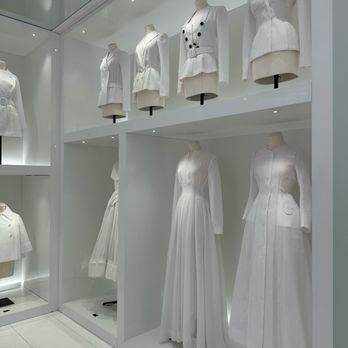 La Galerie Dior - Museums Near Me - Paris