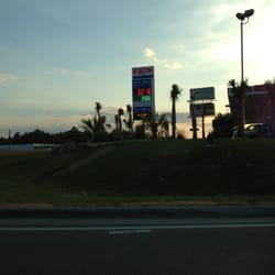 Minit Mart -  Hattiesburg - Slowest gas pumps ever.