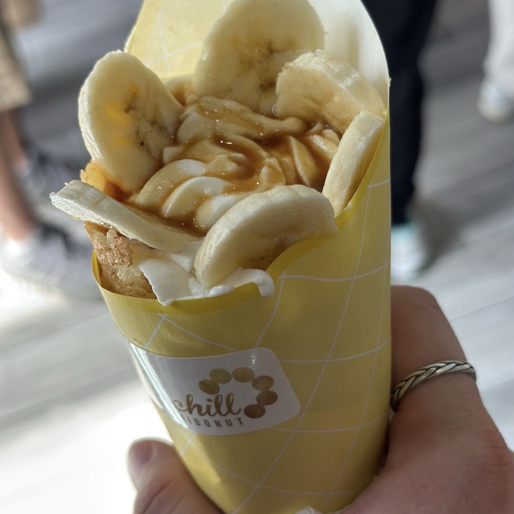 Banana Salted Caramel Crepe IG: @ammysalamii Banana Salted Caramel Crepe IG: @ammysalamii
