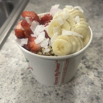 PowerSoul Cafe - Açaí Bowl with bananas, strawberries, coconut shavings and granola - Gluten-Free Near Me - Las Vegas, Nevada PowerSoul Cafe - Açaí Bowl with bananas, strawberries, coconut shavings and granola - Gluten-Free Near Me - Las Vegas, Nevada