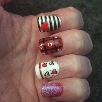 Q Nails - Nail Salons Near Me - Burnsville, Minnesota