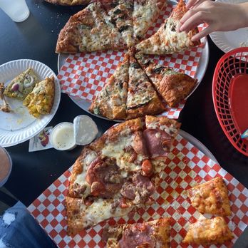 Curry Pizza House Milpitas - Margarita, and all meat - Pizza Near Me - Milpitas, California Curry Pizza House Milpitas - Margarita, and all meat - Pizza Near Me - Milpitas, California