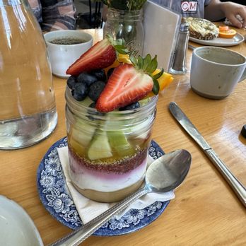 Chez Genèse - Amazing granola yogurt bowl with fruit - French Near Me - Greensboro, North Carolina Chez Genèse - Amazing granola yogurt bowl with fruit - French Near Me - Greensboro, North Carolina