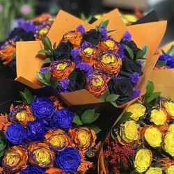 Santos Flowers