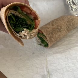Tuna wrap was disappointing. Not much tuna and mostly spinach.
