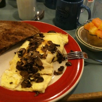 Clarette's Restaurant - Clareete's, Walla Walla, WA: mushroom omelette - American Near Me - Walla Walla, Washington Clarette's Restaurant - Clareete's, Walla Walla, WA: mushroom omelette - American Near Me - Walla Walla, Washington