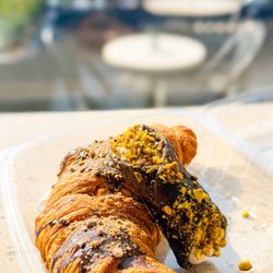 Pistachio croissant and cannoli