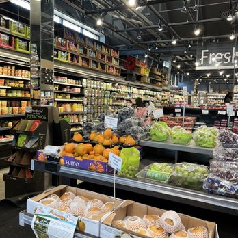 Market Fresh - a variety of fruits and vegetables - Grocery Near Me - Beverly Hills, Michigan