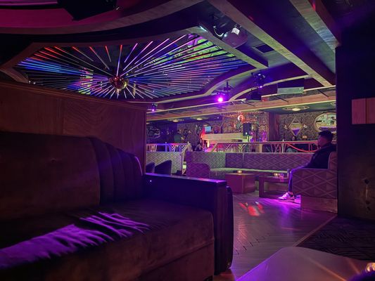 Kiss Kiss Bang Bang by null