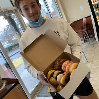 Donut City - Get 'em to go. - Donuts Near Me - Tucker, Georgia Donut City - Get 'em to go. - Donuts Near Me - Tucker, Georgia