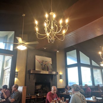 Western Sizzlin Steak House - Main dining area with fireplace. - Steakhouses Near Me - Oxford, Alabama Western Sizzlin Steak House - Main dining area with fireplace. - Steakhouses Near Me - Oxford, Alabama