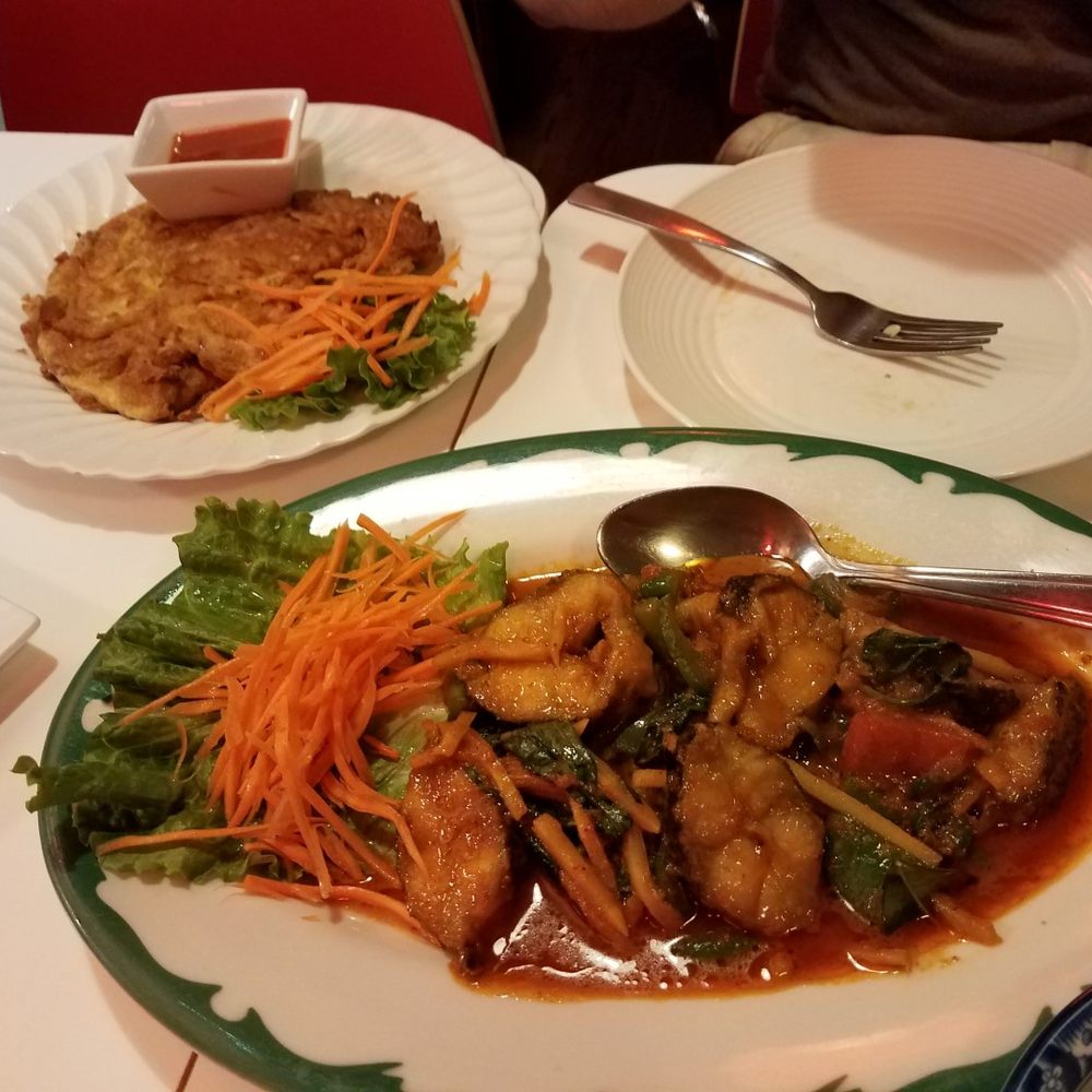 Tom Yum Cafe - Tod Mun Pla - Thai Near Me - Chicago, Illinois Tom Yum Cafe - Tod Mun Pla - Thai Near Me - Chicago, Illinois