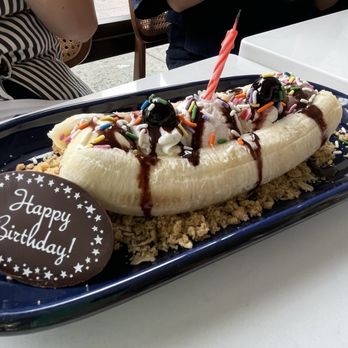 The Corner - banana split - Cocktail Bars Near Me - Brooklyn, New York
