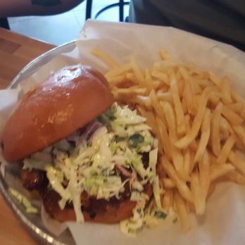 Commonwealth - Burger - Beer Bar Near Me - Modesto, California Commonwealth - Burger - Beer Bar Near Me - Modesto, California
