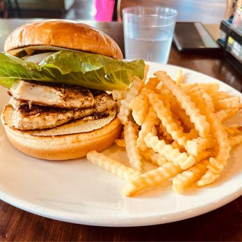 Kihei Caffe Lahaina - Mahi Mahi Fish Sandwich - Breakfast & Brunch Near Me - Lahaina, Hawaii Kihei Caffe Lahaina - Mahi Mahi Fish Sandwich - Breakfast & Brunch Near Me - Lahaina, Hawaii