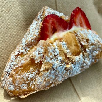 Cream Pan - 05.02.21 Strawberry Croissant - Bakeries Near Me - Tustin, California