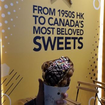 Golden Bubbles - Waffles Near Me - Toronto, Ontario