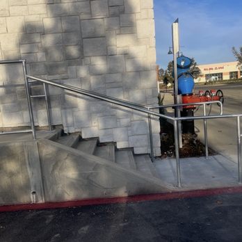 Elrod Fence - Fences & Gates Near Me - Riverside, California Elrod Fence - Fences & Gates Near Me - Riverside, California