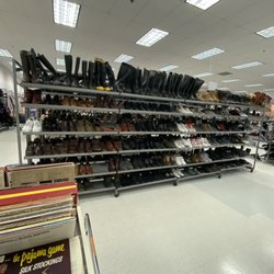 Goodwill - Shoes / Books, Black