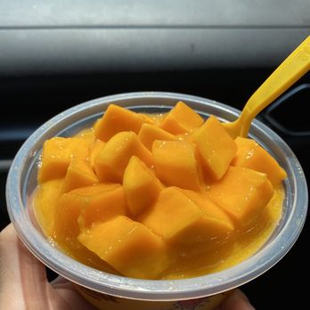 Hui Lau Shan - Mango sago - Desserts Near Me - Berkeley, California
