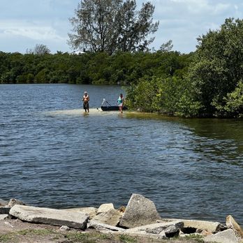 EG Simmons Park - Parks Near Me - Ruskin, Florida EG Simmons Park - Parks Near Me - Ruskin, Florida