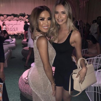 Bombshell Studio 27 - Friends slay together and support each other... You made it babes - Spray Tanning Near Me Bombshell Studio 27 - Friends slay together and support each other... You made it babes - Spray Tanning Near Me