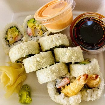 Big Tuna - Crunch roll to go - Sushi Bars Near Me - Palmdale, California