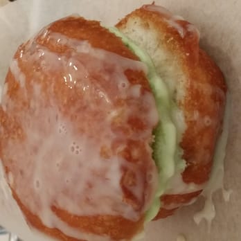 Chi'Lantro - Bunchi - green tea ice cream in a sweet bun - Asian Fusion Near Me - Austin, Texas Chi'Lantro - Bunchi - green tea ice cream in a sweet bun - Asian Fusion Near Me - Austin, Texas