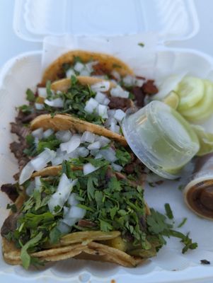 Los Carnalitos Food Truck by null