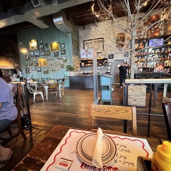 Earl's - American Near Me - Winston-Salem, North Carolina