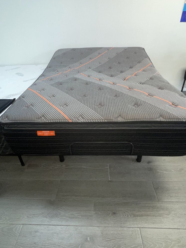 MATTRESS CLEARANCE CENTER 1728 N Mays St, Round Rock, Texas