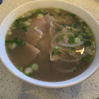 Pho Tasty - #7 Pho with Rare Steak (Phở Tá - small $12) - Vietnamese Near Me - Artesia, California Pho Tasty - #7 Pho with Rare Steak (Phở Tá - small $12) - Vietnamese Near Me - Artesia, California