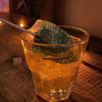 Small Change - Dive Bars Near Me - St. Louis, Missouri