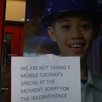 Chuck E. Cheese - Sad - Pizza Near Me - Skokie, Illinois