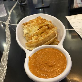 Dr Grubb's - Grilled cheese bites - American Near Me - Claremont, California