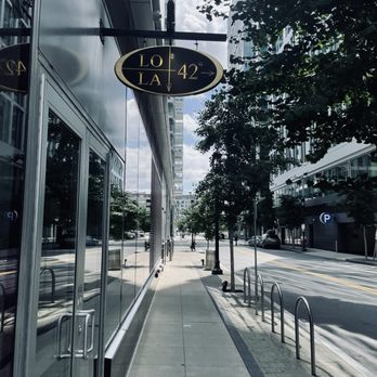 LOLA 42 - Updated October 2025 - 273 Photos & 253 Reviews - 22 Liberty