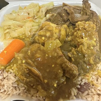 Jamaican Vibes Restaurant - Sample Plate: Curry Goat/Chicken, rice n peas, cabbage. - Caribbean Near Me - Mobile, Alabama Jamaican Vibes Restaurant - Sample Plate: Curry Goat/Chicken, rice n peas, cabbage. - Caribbean Near Me - Mobile, Alabama