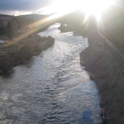 Linda's River Shuttles - Deschutes River near Maupin, OR